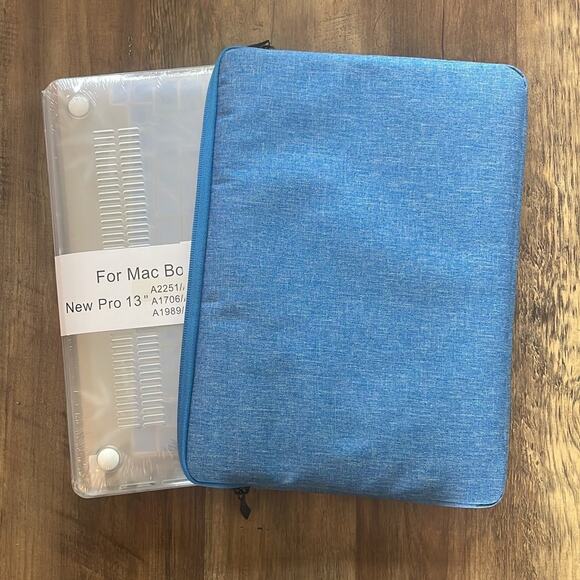 MacBook Pro 13” 2016-2020 blue soft case with hardshell with charger pack cover - Picture 5 of 6